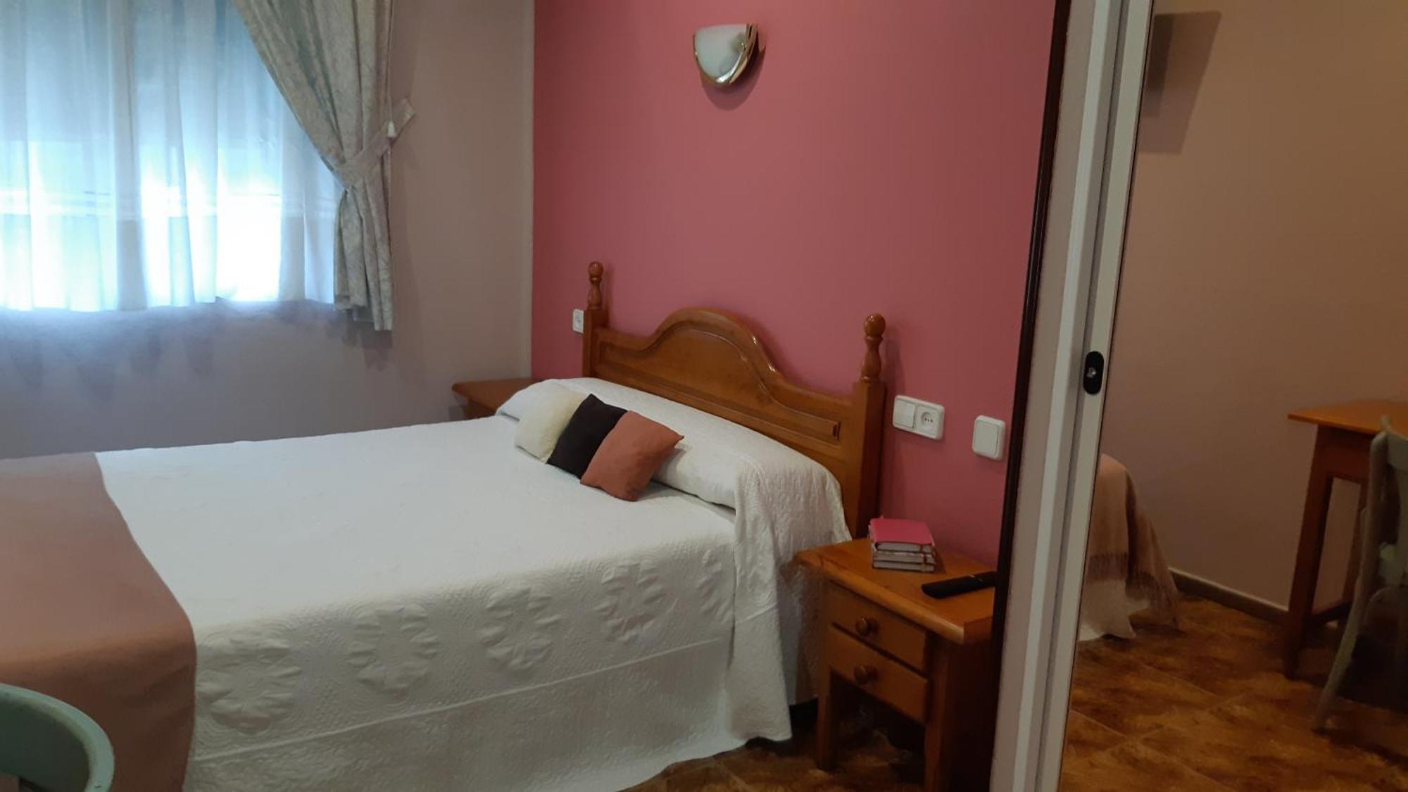 Hostal Pachin Mieres  Exteriér fotografie