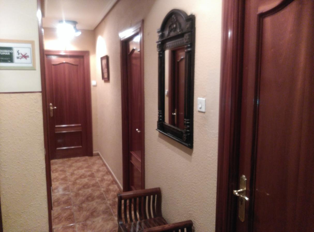 Hostal Pachin Mieres  Exteriér fotografie